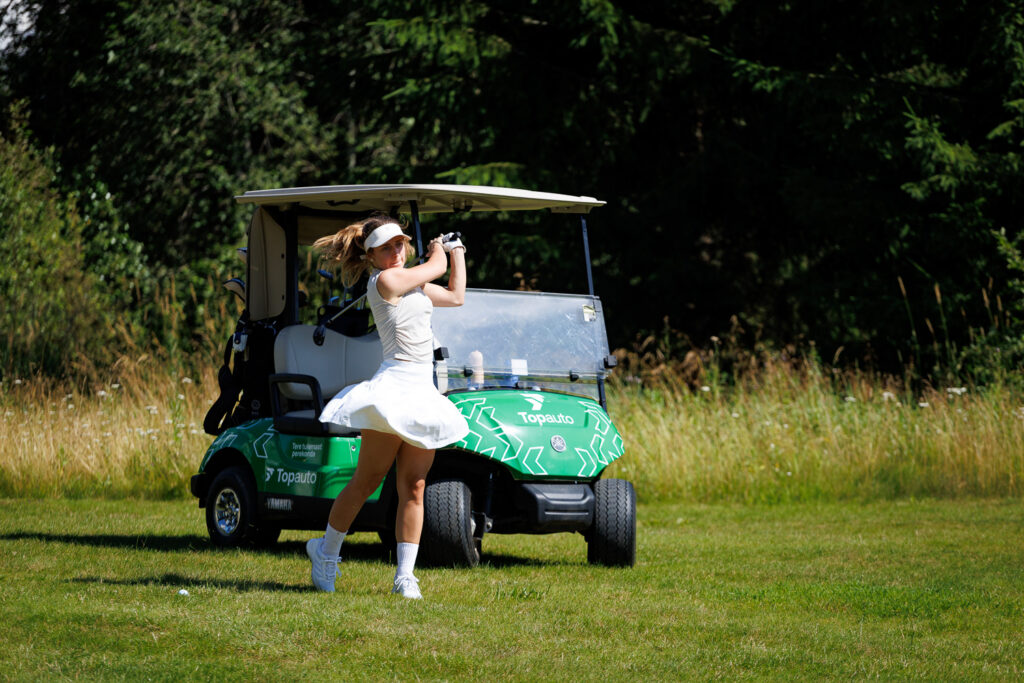 GOLFIAUTO HOOAJAPAKETT Klubiliikmele